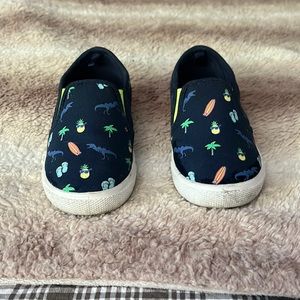 TODDLER CARTERS SLIP ON SHOES